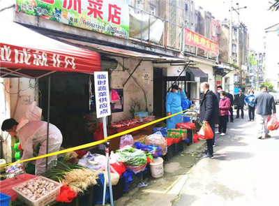 铜陵市铜官区 名流超市里的“铜”心守护