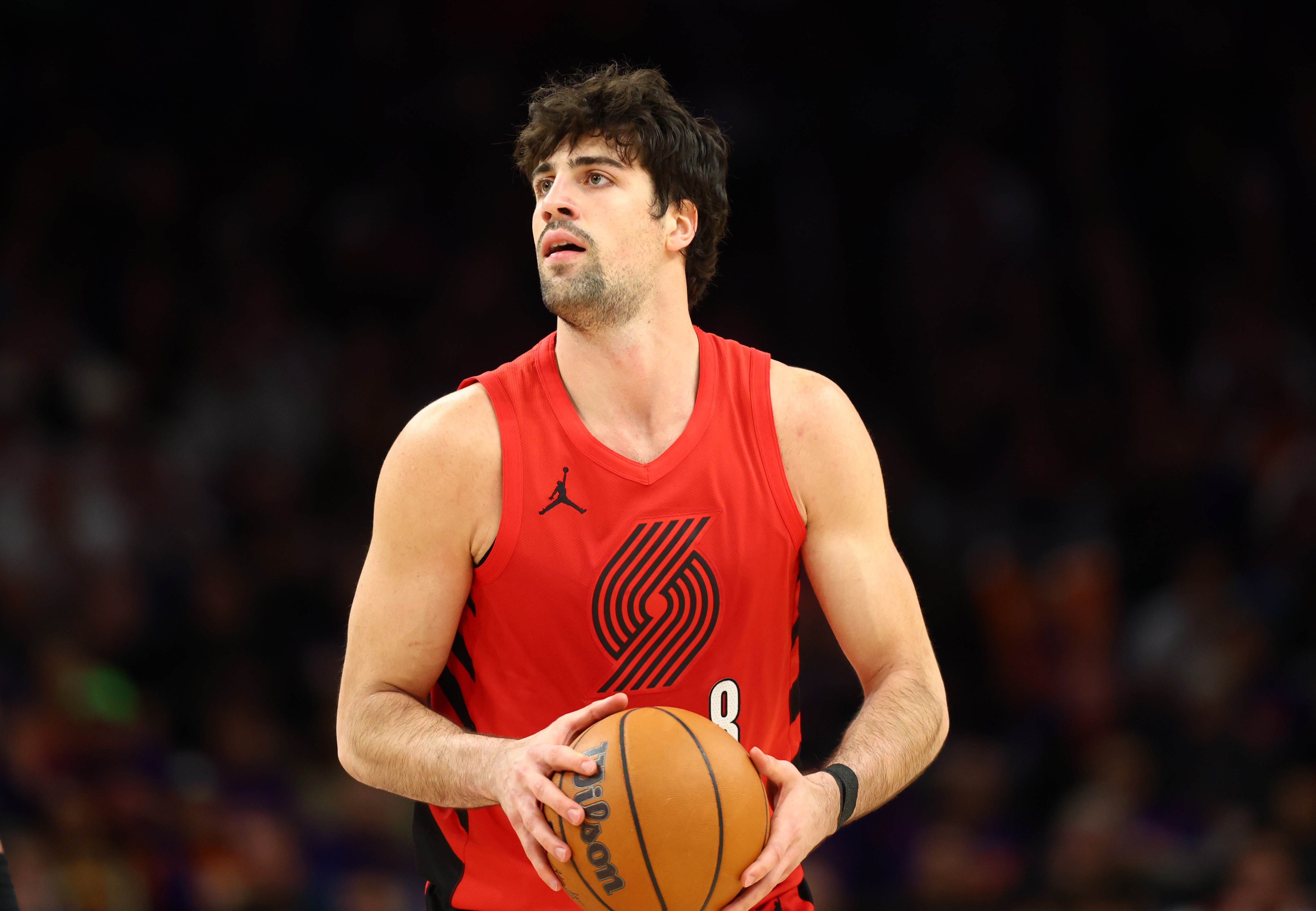 季后赛X因素深度报告：伤病阴影下的杰威 李凯尔的小球中锋实验