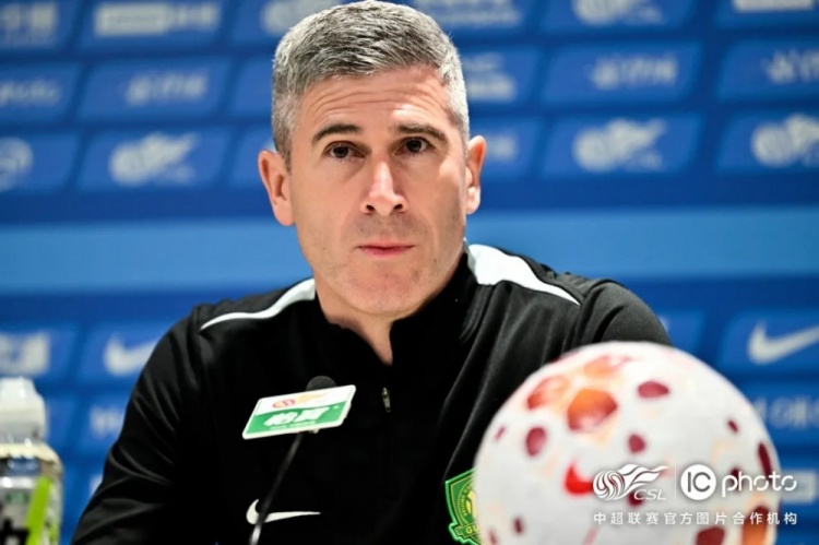 蒙哥马利确认恩科洛洛脑震荡+脚踝伤情无大碍，锋线仅剩单外援可用