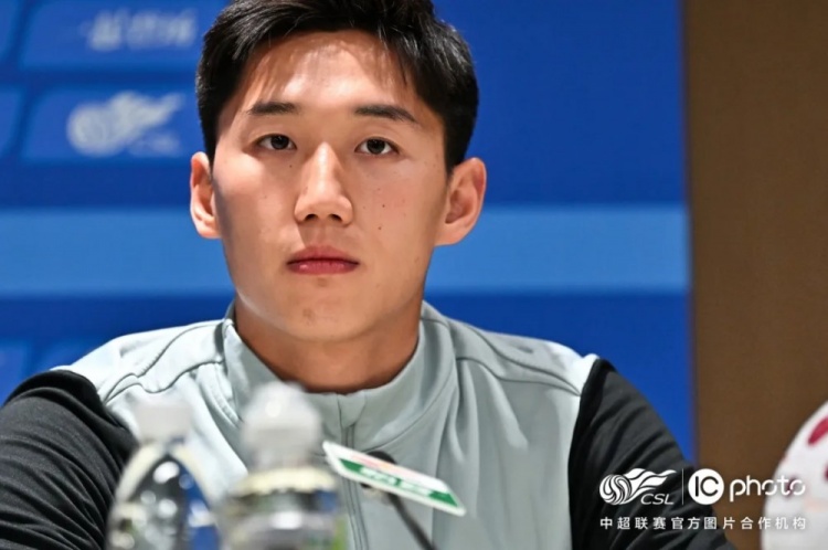 蒙哥马利确认恩科洛洛脑震荡+脚踝伤情无大碍，锋线仅剩单外援可用