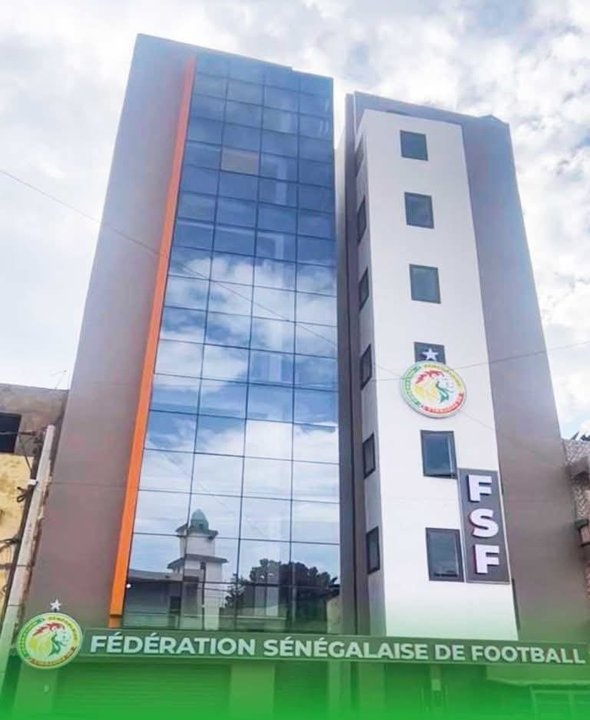 B费第19助卡塞米罗舍什科破门 曼联2-1布伦特福德距欧冠区11分