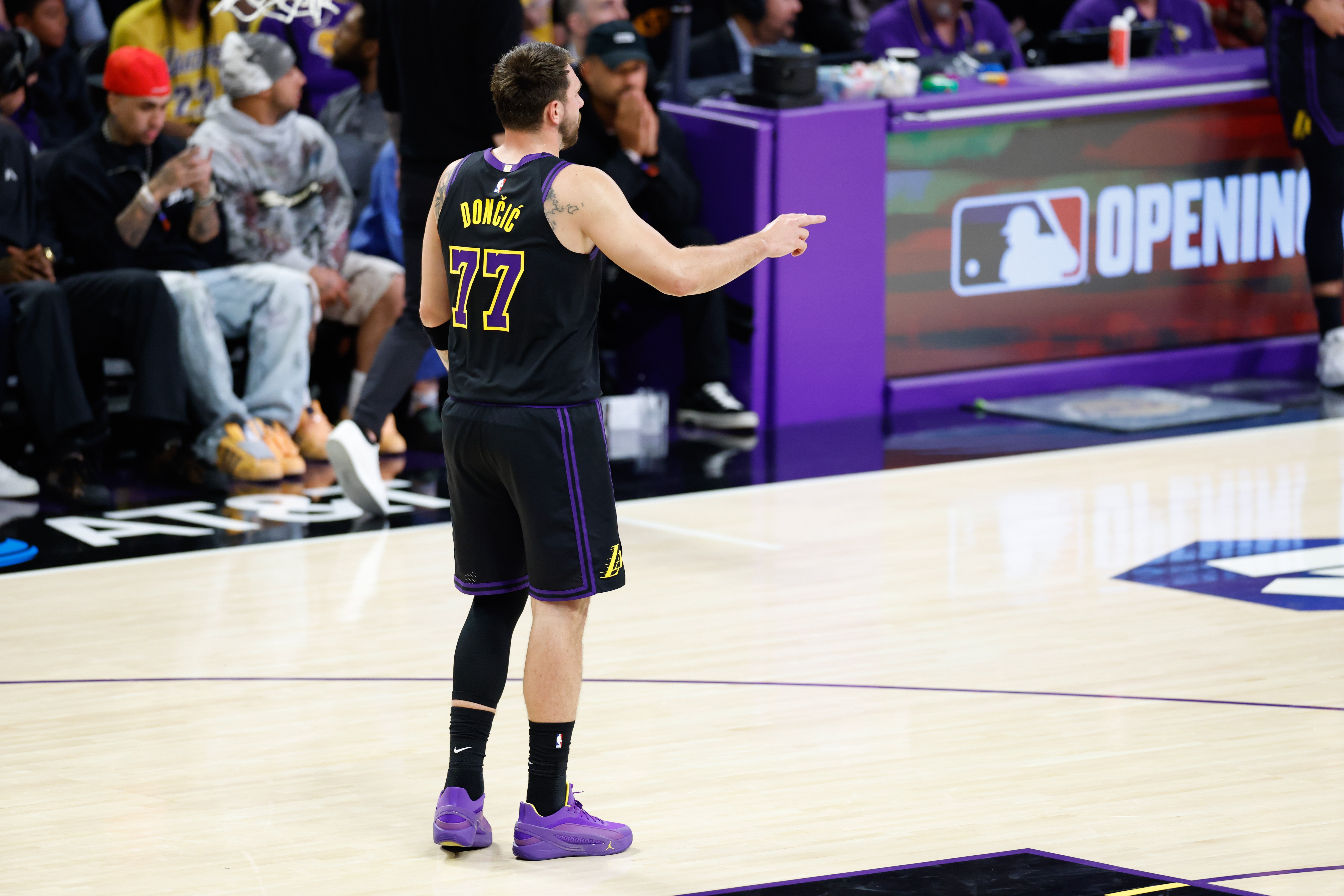 韦德评东契奇坎宁安特例：NBA开了先例，人人都会申诉