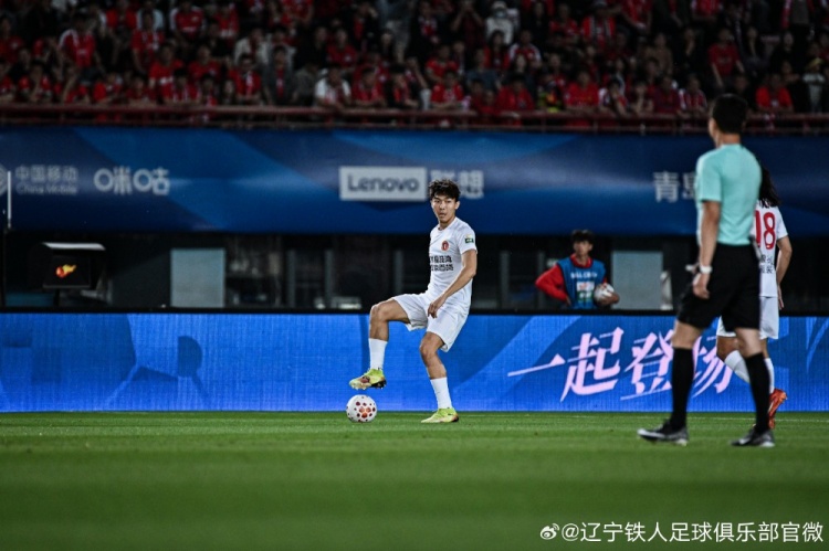 辽宁铁人客场0-4完败河南，姆本扎中柱邦本补射失机