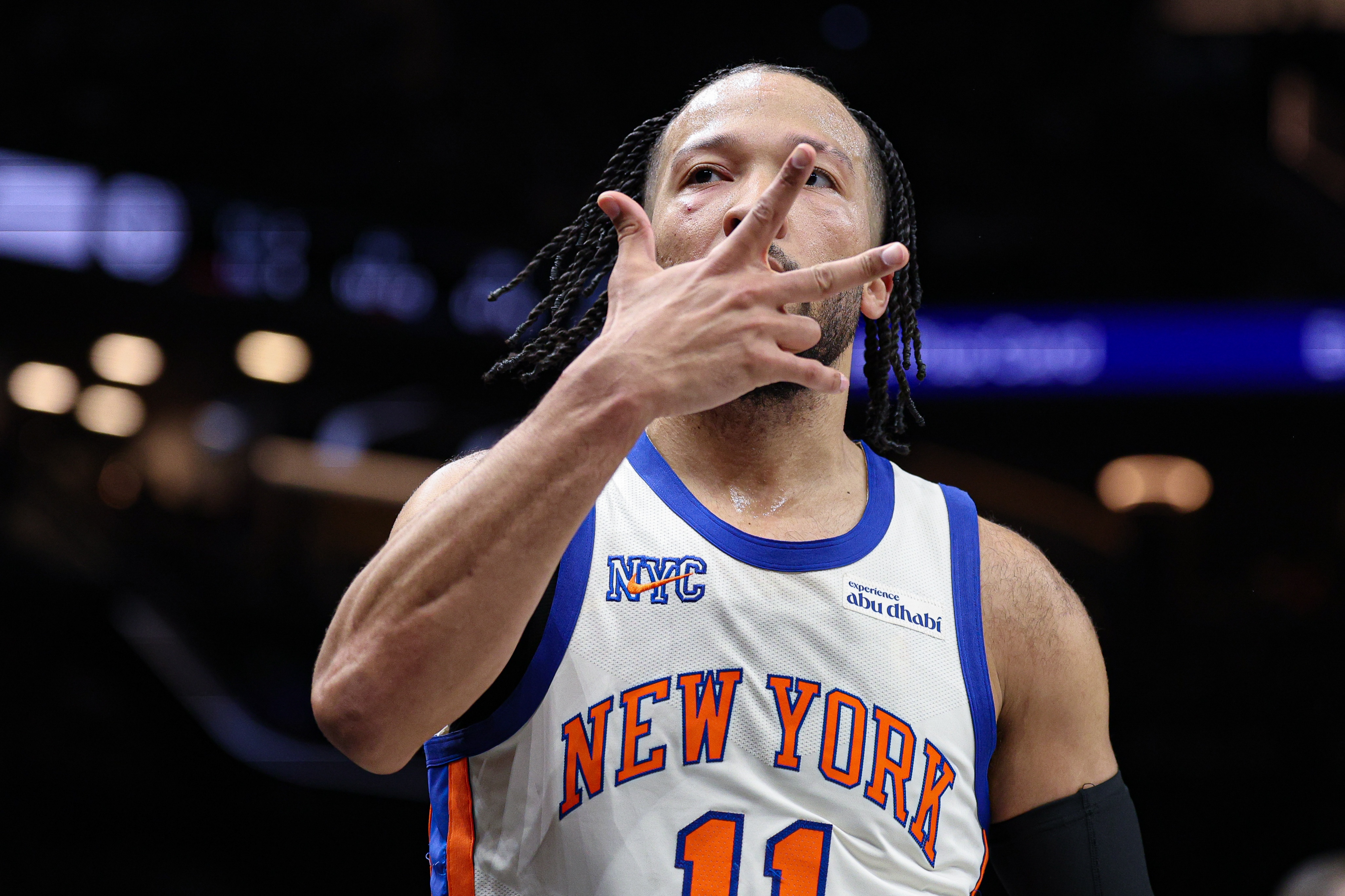 布伦森33+9助尼克斯3-0 季后赛场均得分历史第四